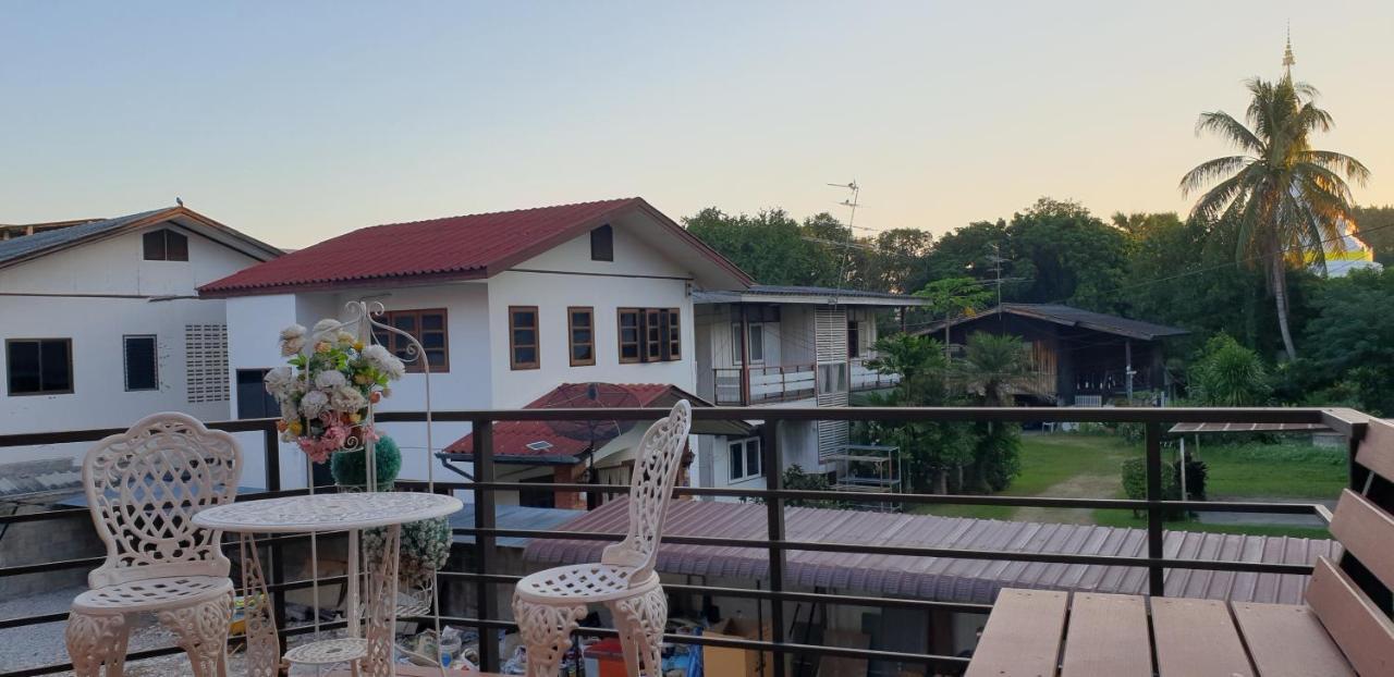 Little Guest House Hotel Chiang Mai Ngoại thất bức ảnh