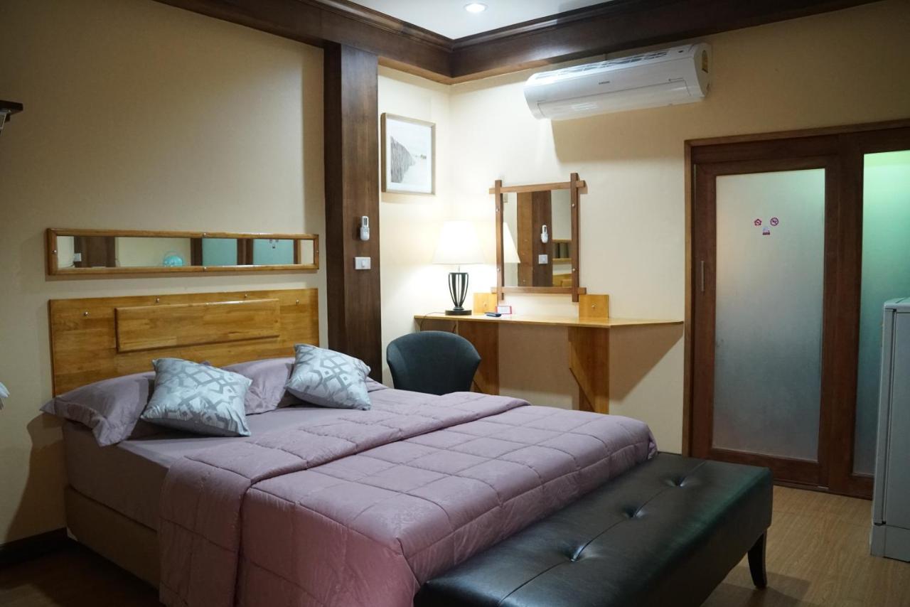 Little Guest House Hotel Chiang Mai Ngoại thất bức ảnh