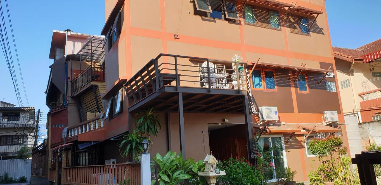 Little Guest House Hotel Chiang Mai Ngoại thất bức ảnh