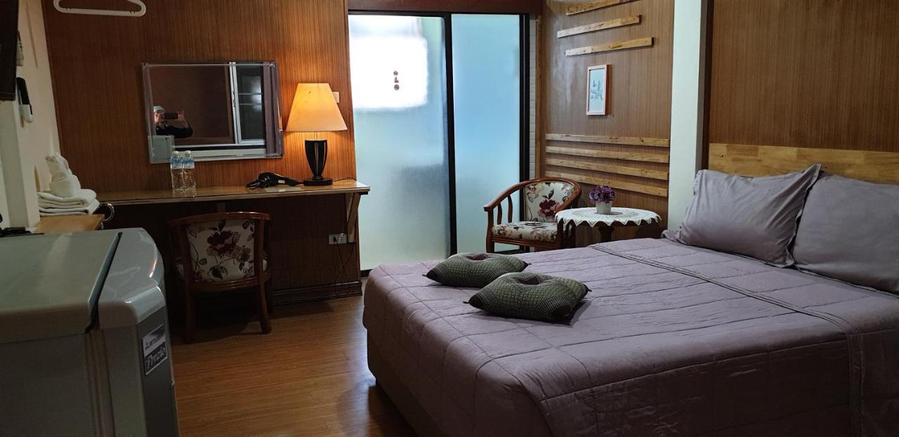 Little Guest House Hotel Chiang Mai Ngoại thất bức ảnh