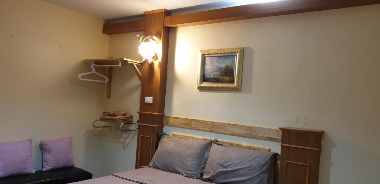 Little Guest House Hotel Chiang Mai Ngoại thất bức ảnh