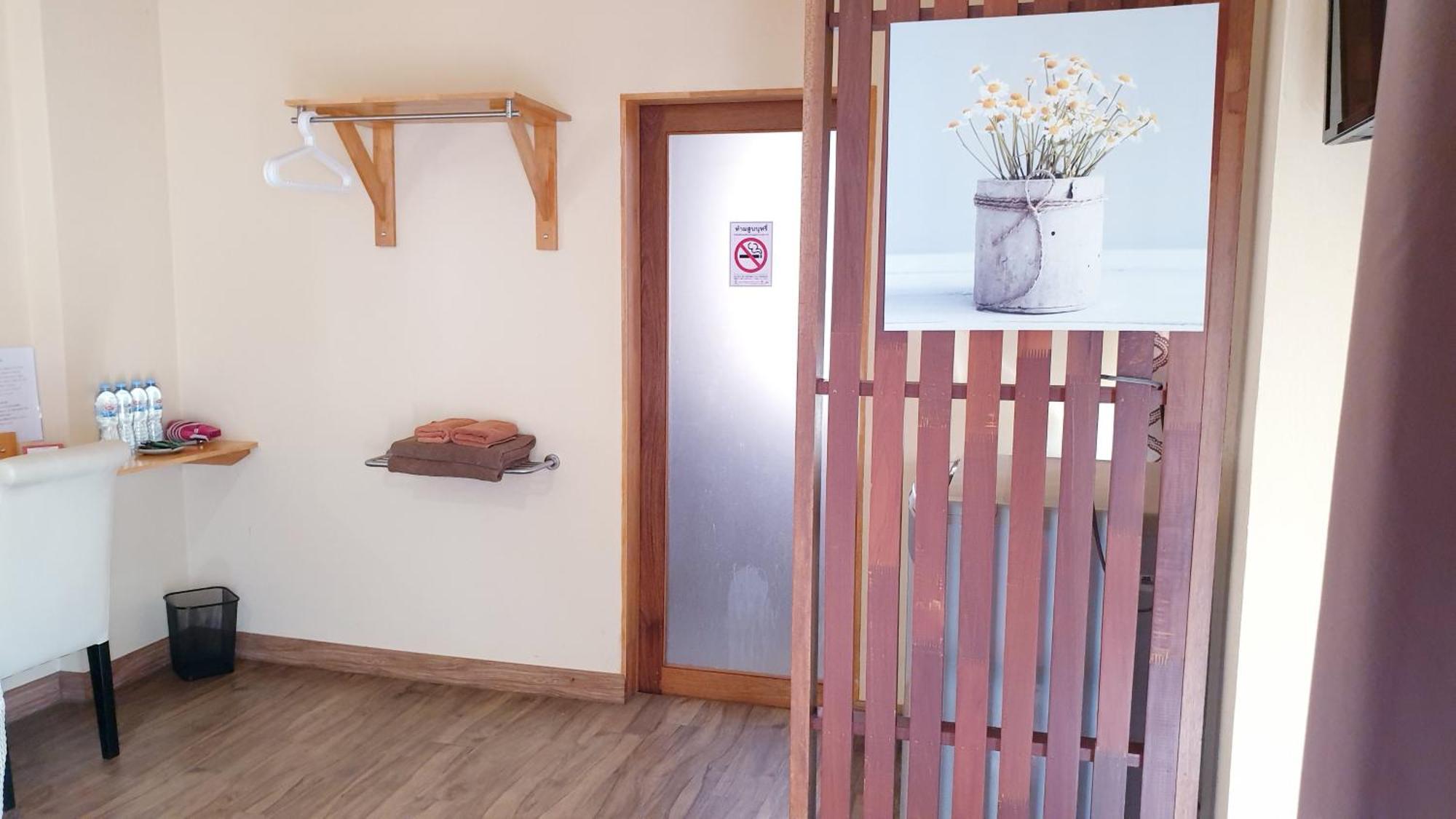 Little Guest House Hotel Chiang Mai Phòng bức ảnh