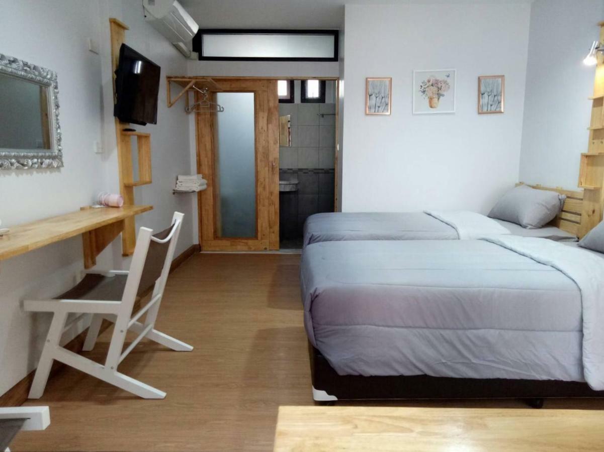 Little Guest House Hotel Chiang Mai Ngoại thất bức ảnh